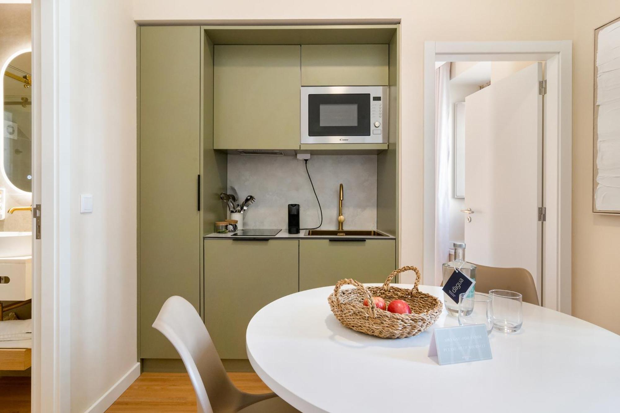 Appartamento Metropolitan Living Lisbon - Laranjeiras Esterno foto