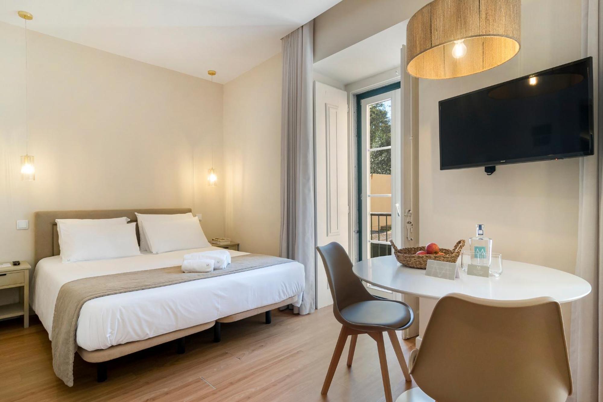 Appartamento Metropolitan Living Lisbon - Laranjeiras Esterno foto