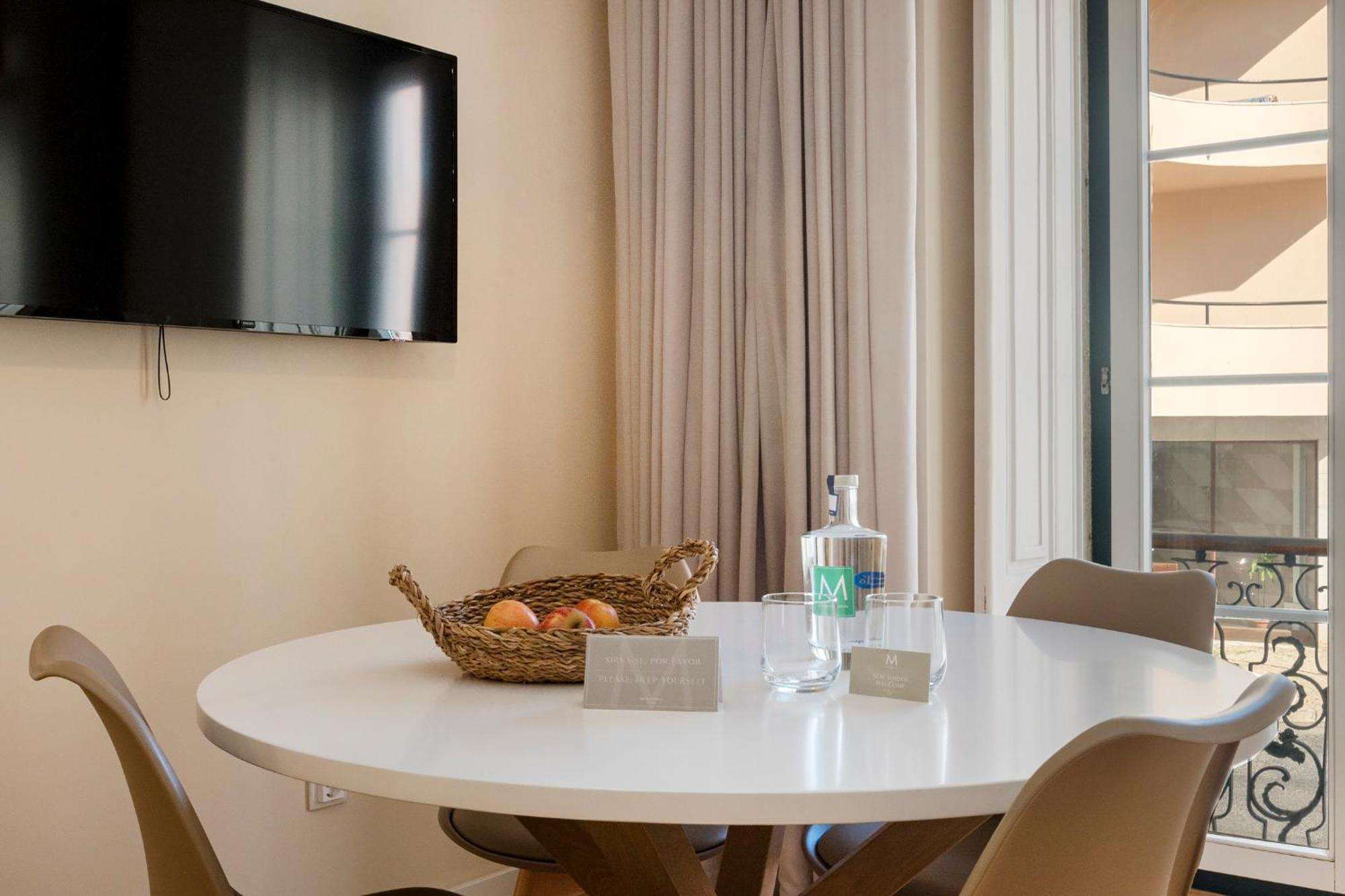 Appartamento Metropolitan Living Lisbon - Laranjeiras Esterno foto