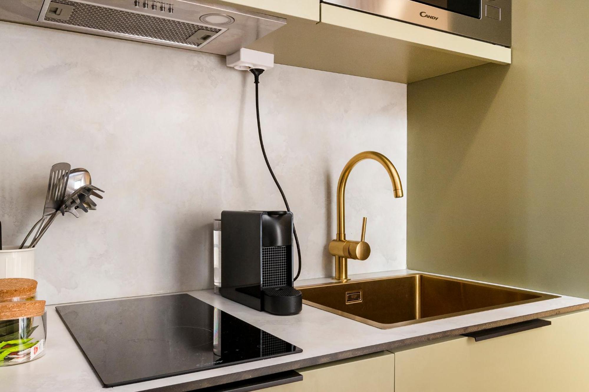 Appartamento Metropolitan Living Lisbon - Laranjeiras Esterno foto