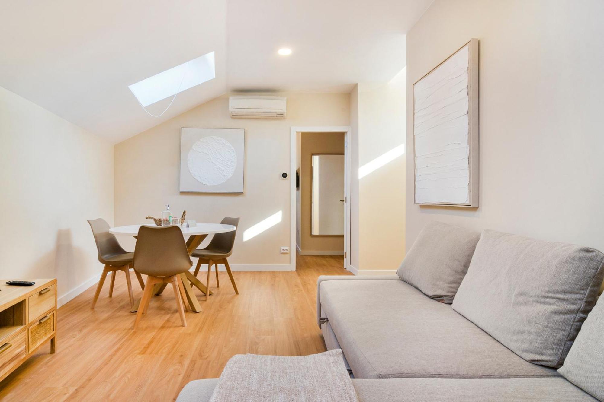 Appartamento Metropolitan Living Lisbon - Laranjeiras Esterno foto