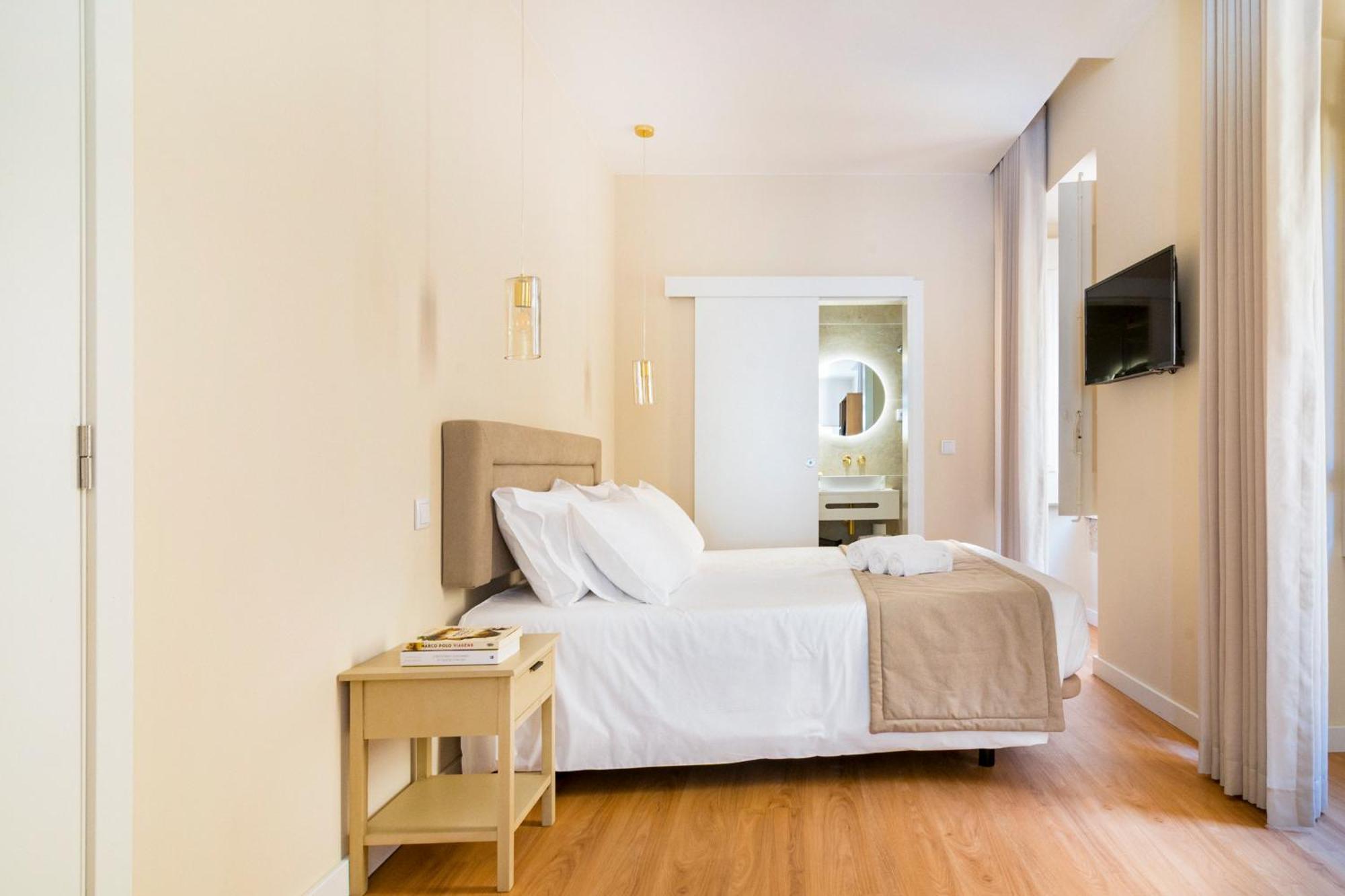 Appartamento Metropolitan Living Lisbon - Laranjeiras Esterno foto