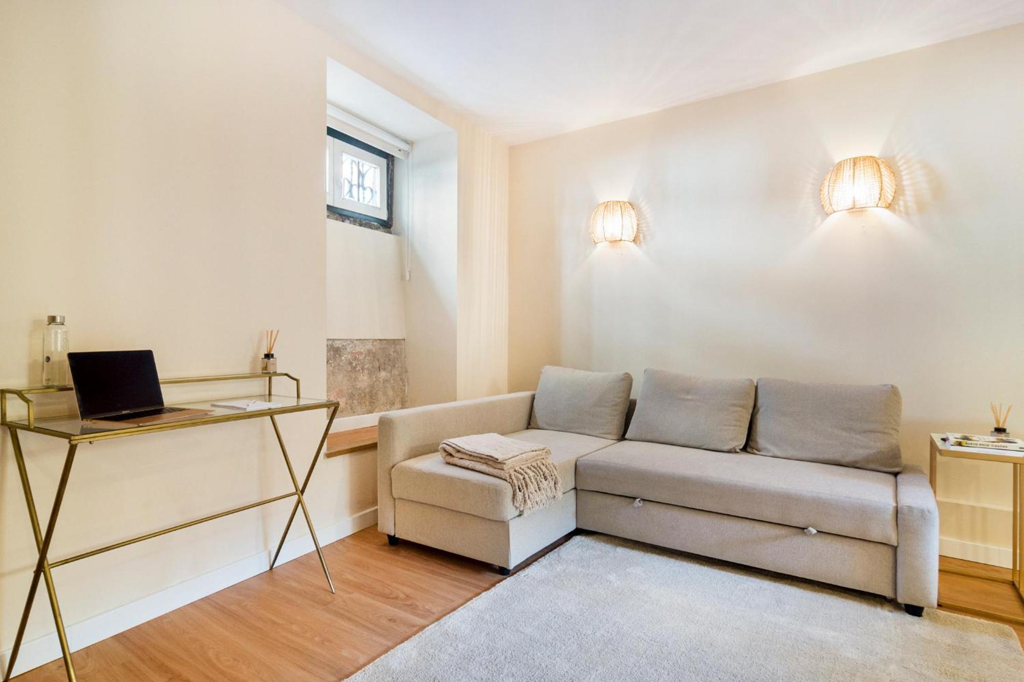 Appartamento Metropolitan Living Lisbon - Laranjeiras Esterno foto