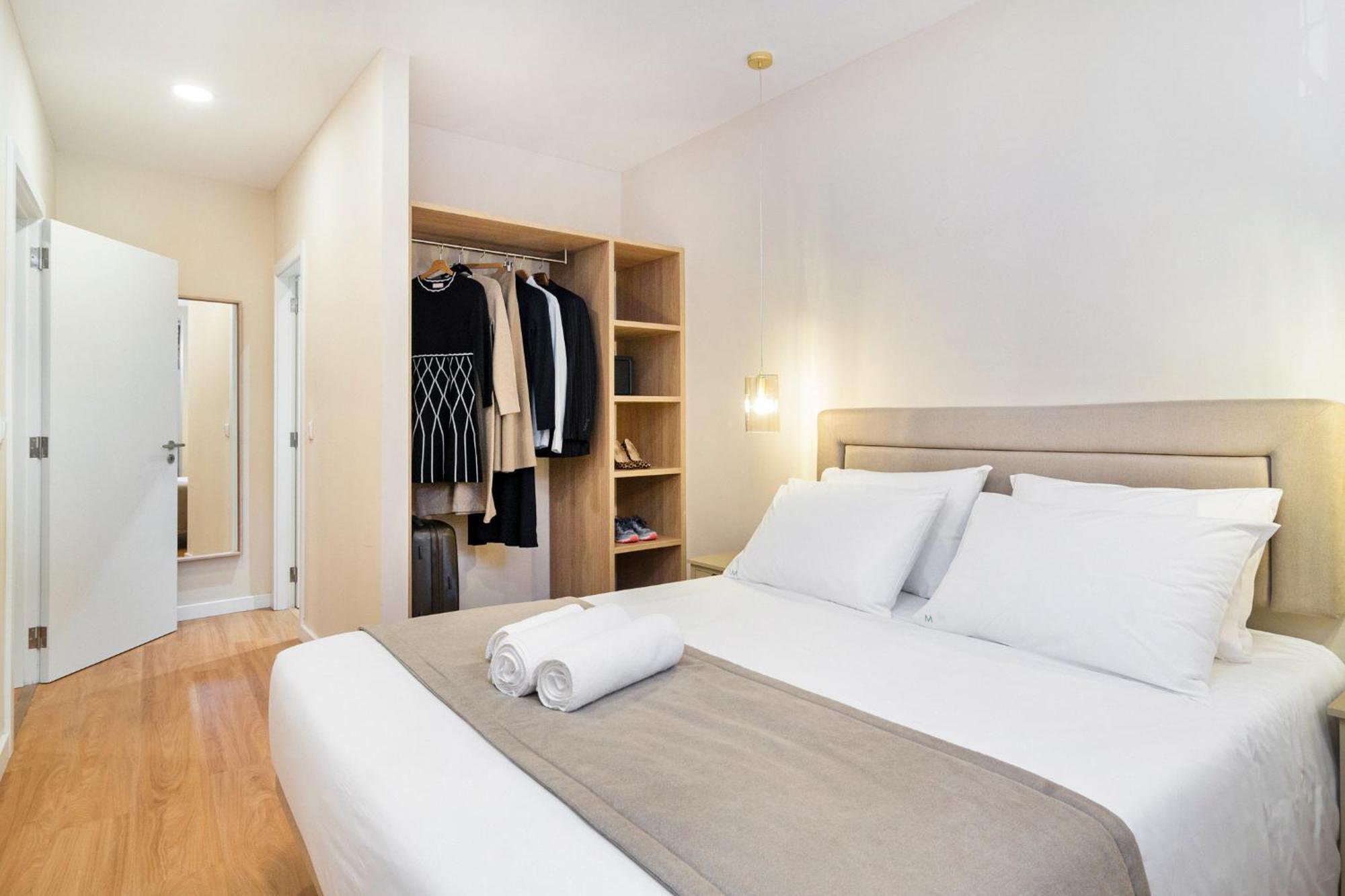 Appartamento Metropolitan Living Lisbon - Laranjeiras Esterno foto